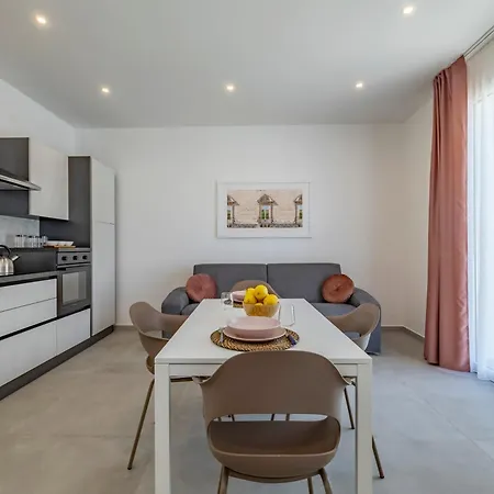 Loria Holiday home *