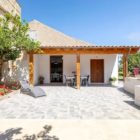 Loria Holiday home Castelluzzo