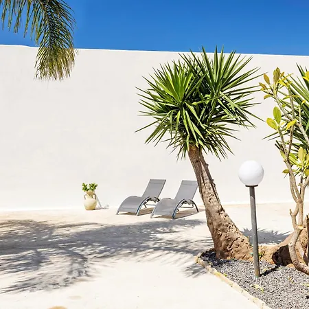 Holiday home Loria Castelluzzo
