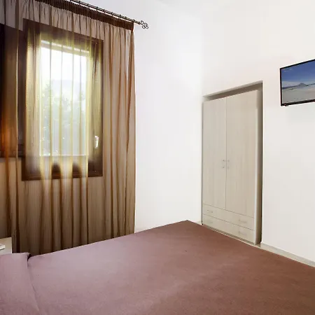 Loria بيت للعطل